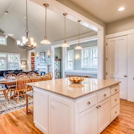 Cascade Cottage Lincoln City Bagian luar foto