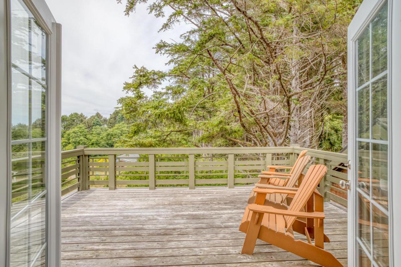 Cascade Cottage Lincoln City Bagian luar foto