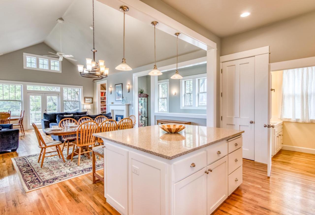 Cascade Cottage Lincoln City Bagian luar foto