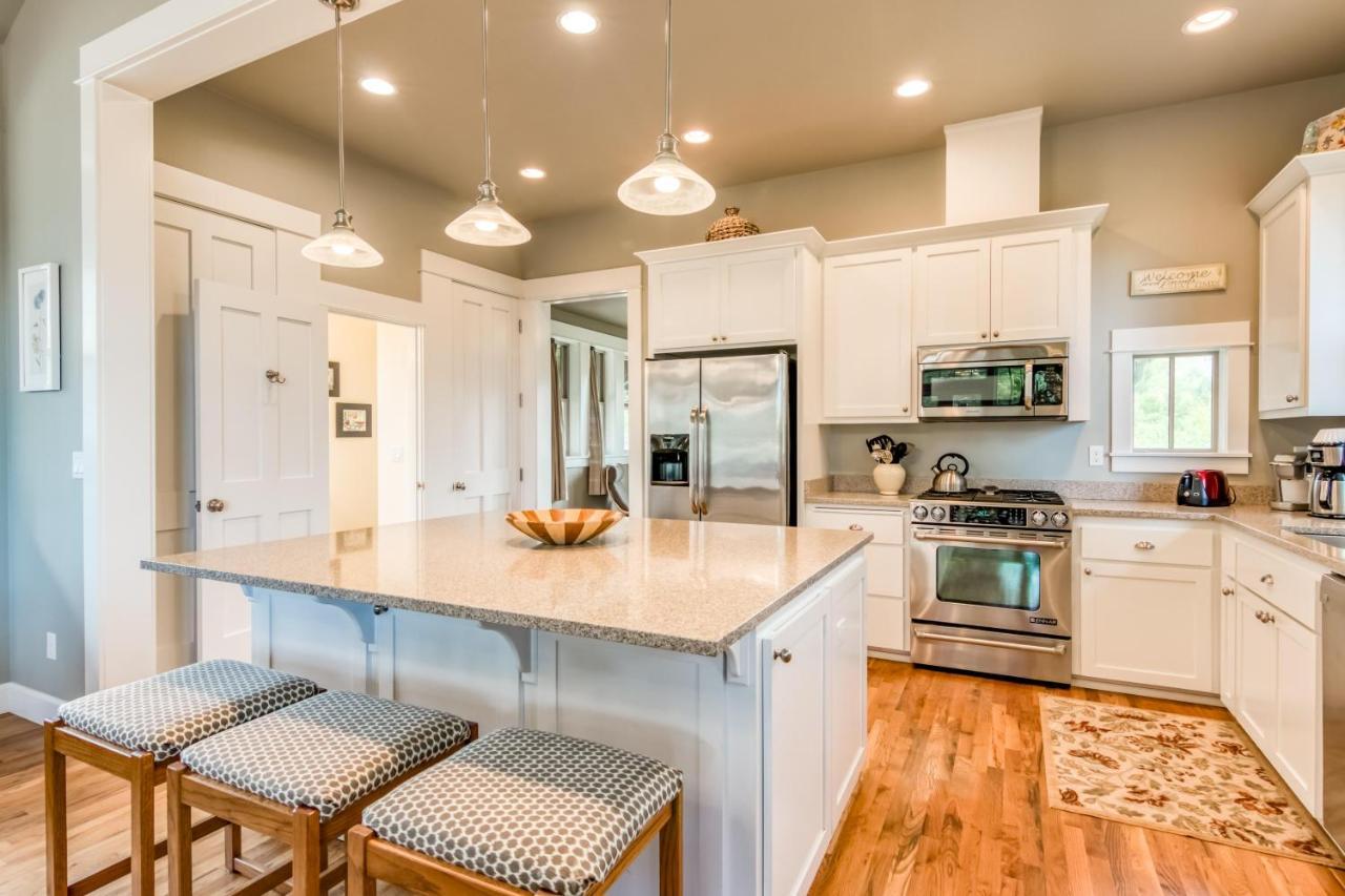 Cascade Cottage Lincoln City Bagian luar foto