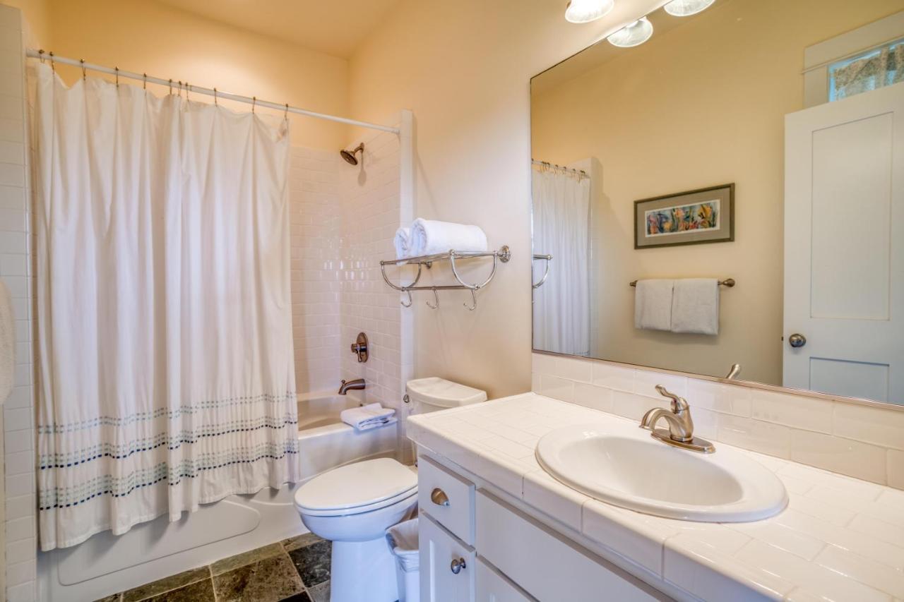 Cascade Cottage Lincoln City Bagian luar foto
